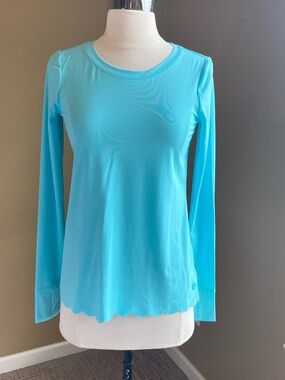 Lilly Pulitzer Long Sleeve Crewneck Luxletic Top, Aqua, XSmall, Resort, Preppy